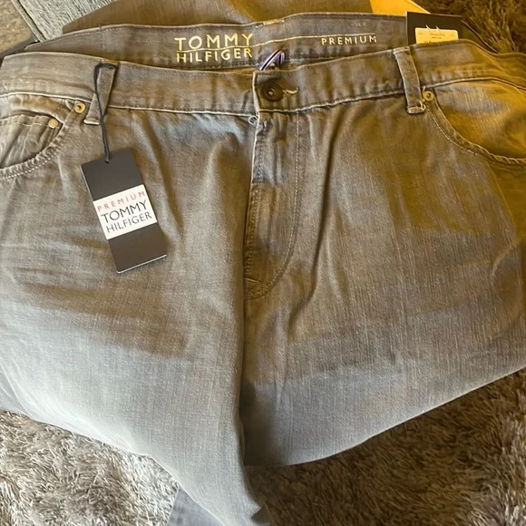 NWT Tommy Hilfiger Premium denim jeans Grey Size 42x30 #10196 - Picture 1 of 6